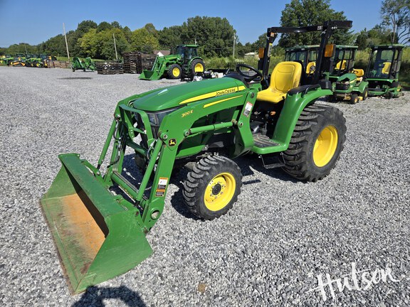 Photo of 2022 John Deere 3032E