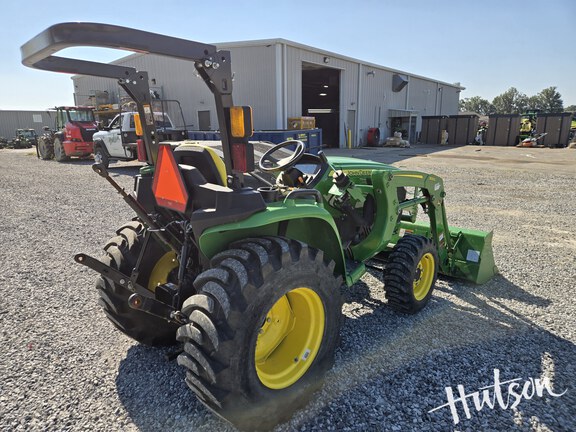Photo of 2022 John Deere 3032E