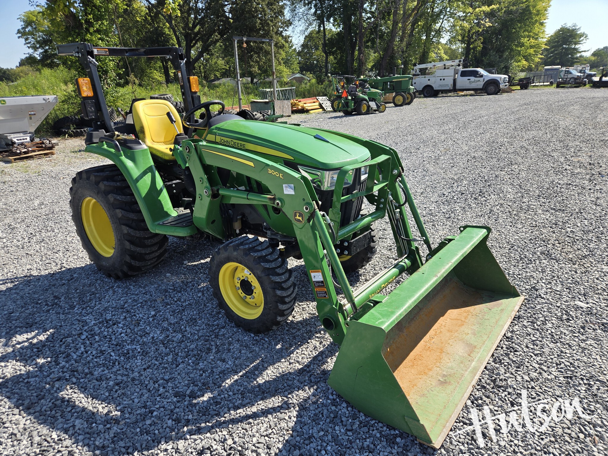 2022 John Deere 3032E