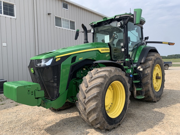 Photo of 2023 John Deere 8R 340