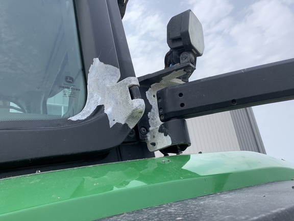 Photo of 2023 John Deere 8R 340