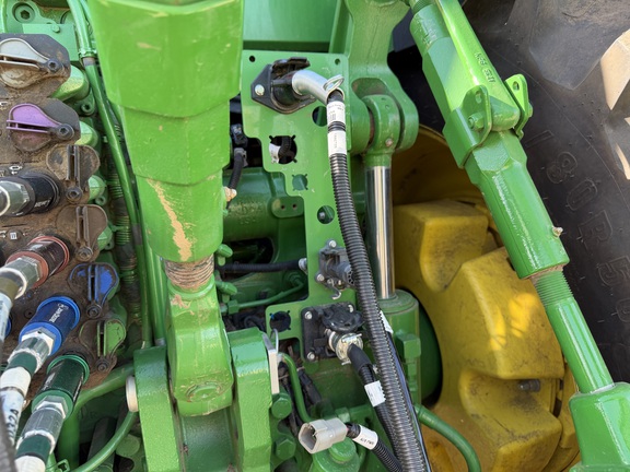 2025 John Deere 8R 410 - Photo26