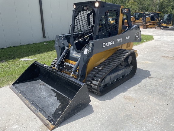 Photo of 2025 John Deere 325G