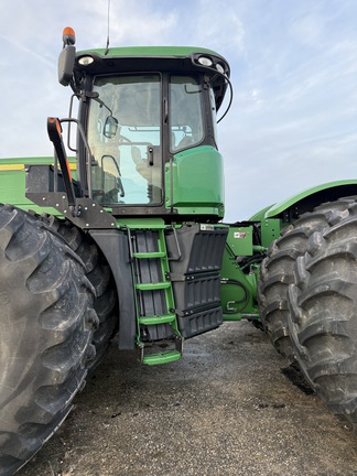 Photo of 2013 John Deere 9560R