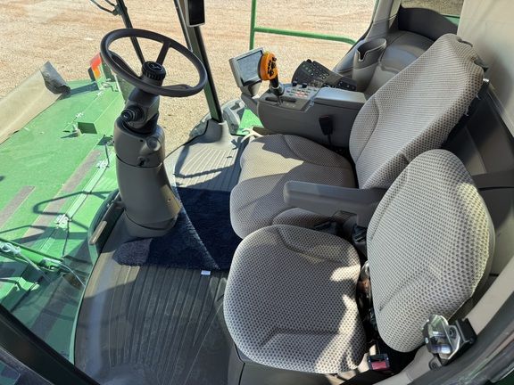 2020 John Deere W235 (15th thumbnail)