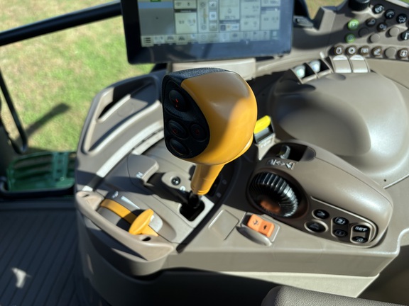 2025 John Deere 6R 175 - Photo15