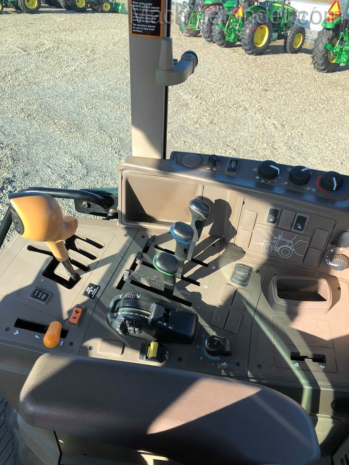 2013 John Deere 6140M Image 6