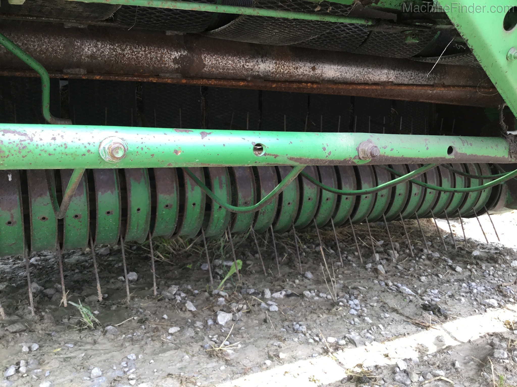 1997 John Deere 556 Image 4