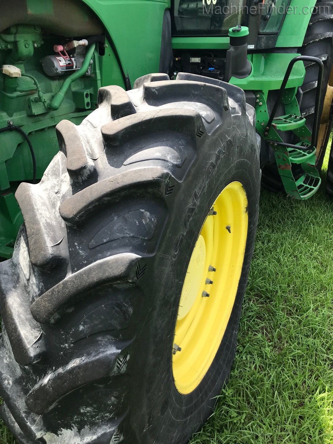 2011 John Deere 8285R Image 5