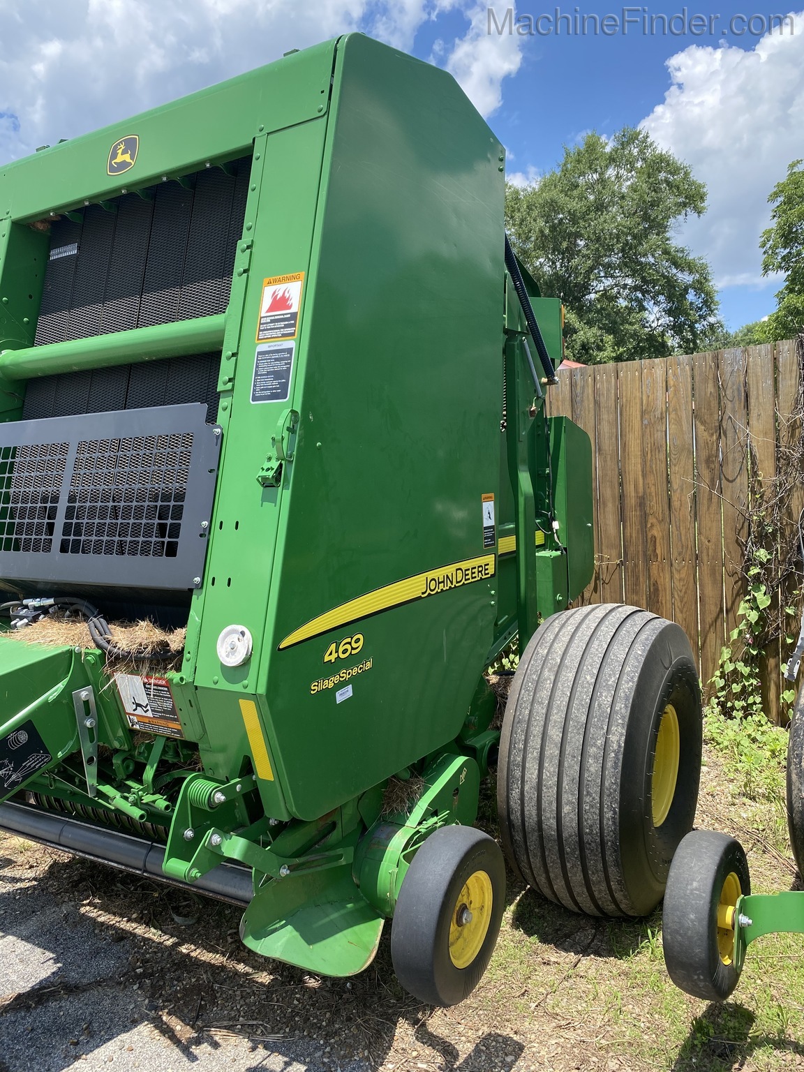 2015 John Deere 469 Silage Special Image 2