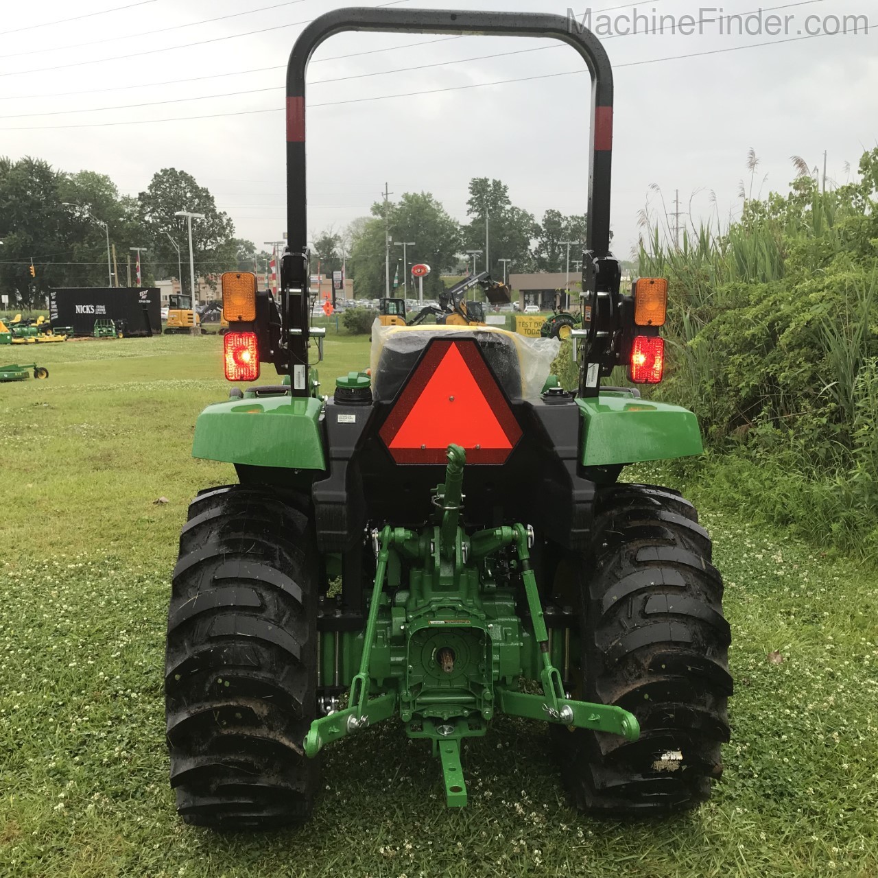 2020 John Deere 3025D Image 5