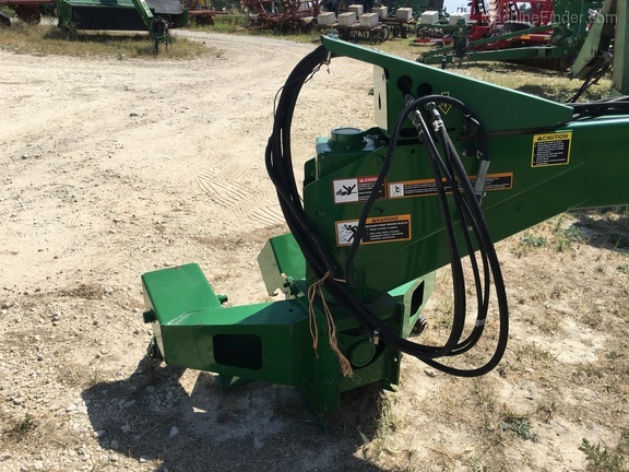 2014 John Deere 946 Image 2