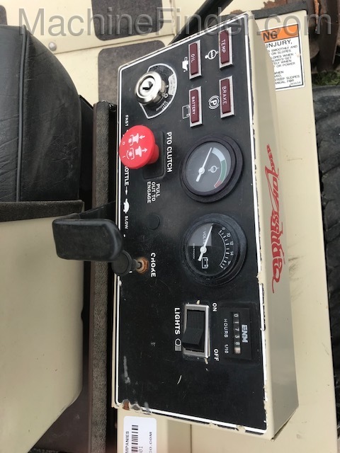 Grasshopper 725 Image 3