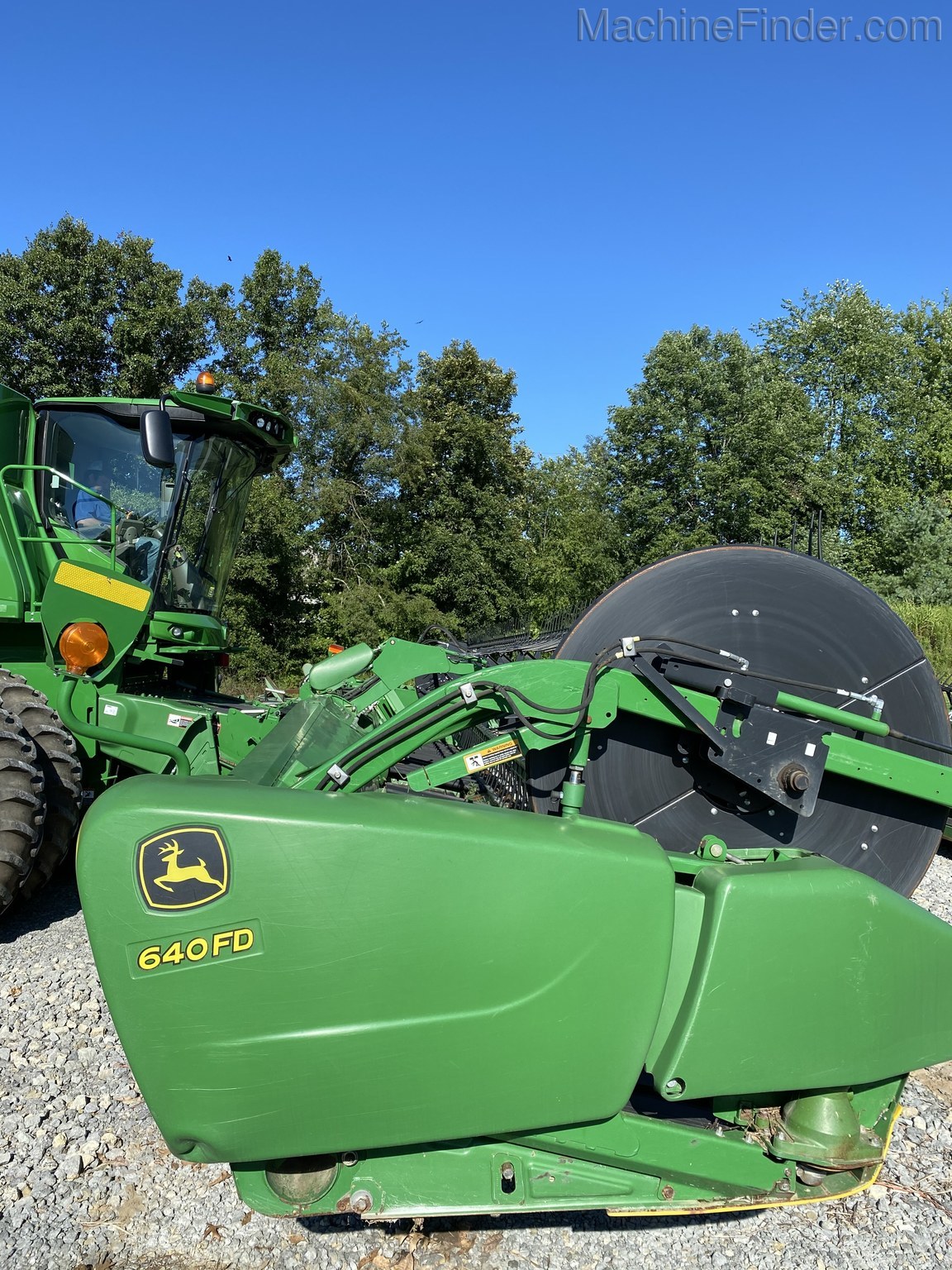 2013 John Deere 640FD Image 1