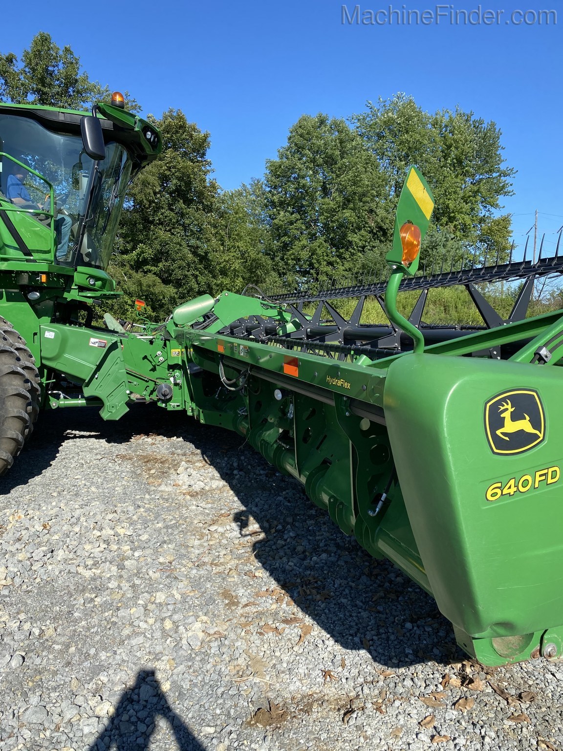 2013 John Deere 640FD Image 3