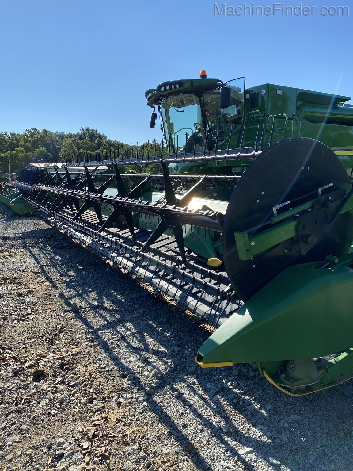 2013 John Deere 640FD Image 2