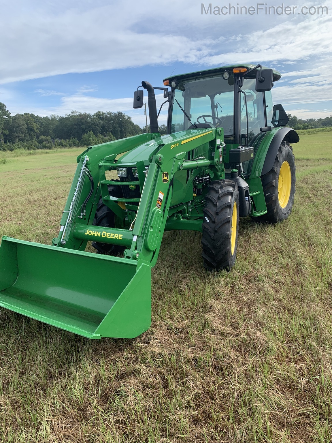 2020 John Deere 5100M Image 2