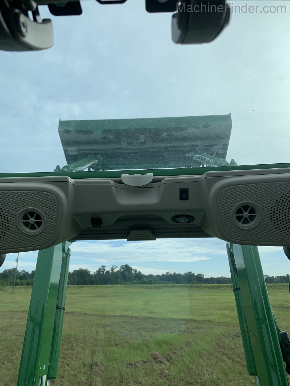 2020 John Deere 5100M Image 12