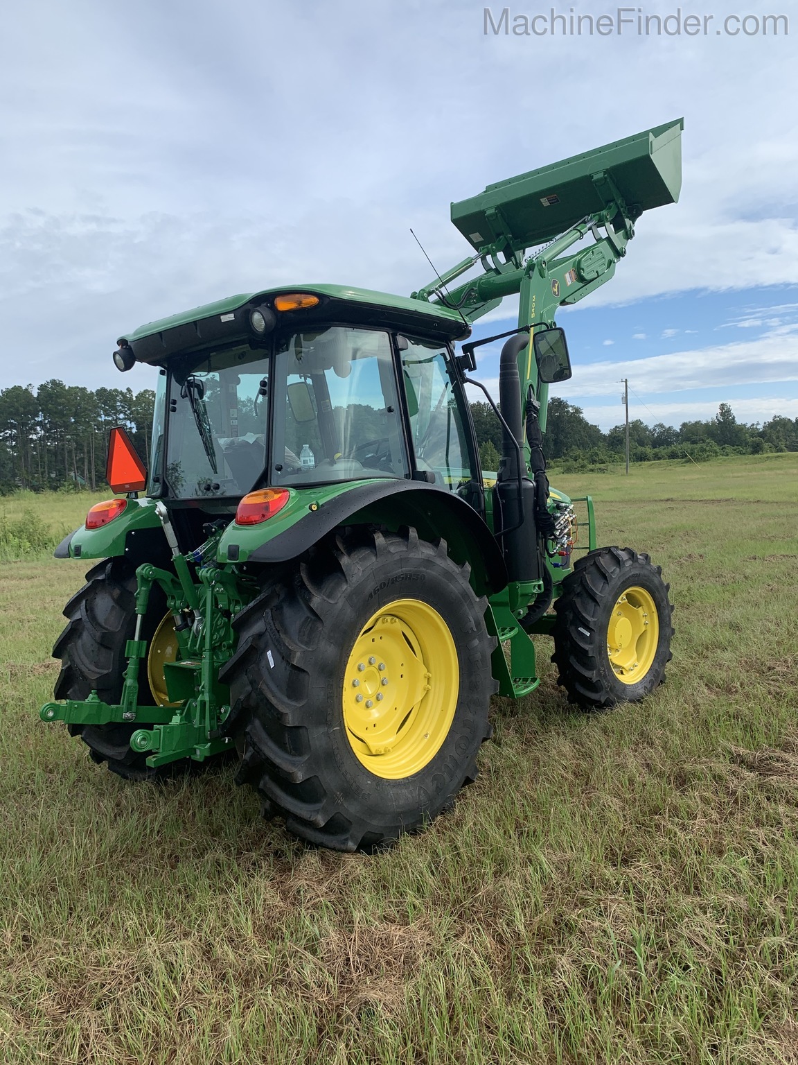 2020 John Deere 5100M Image 15