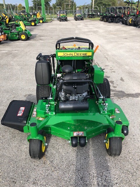 2020 John Deere 652R Image 2