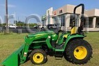 2020 John Deere 3032E Image 3