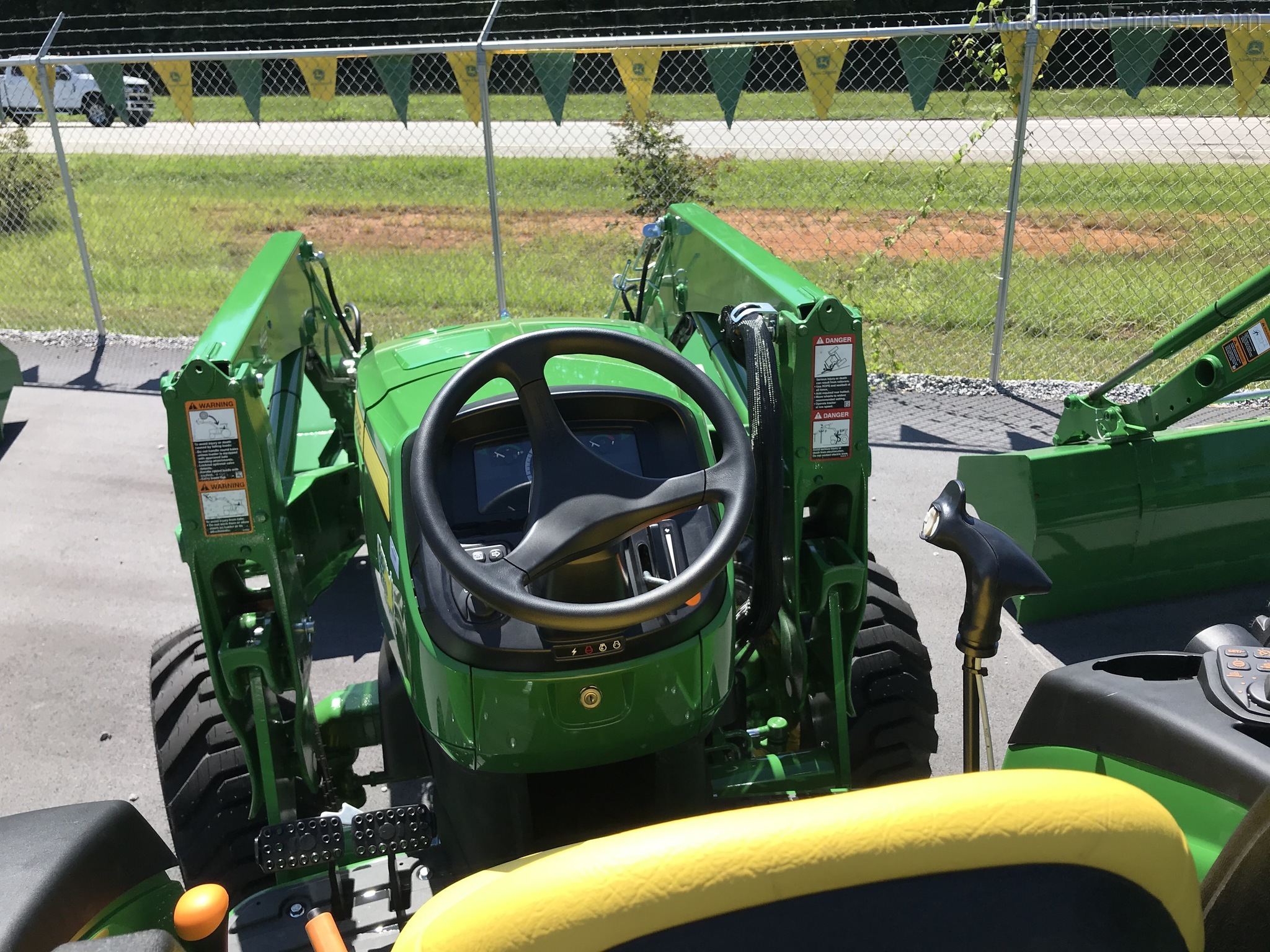 2020 John Deere 4066M Heavy Duty Image 5