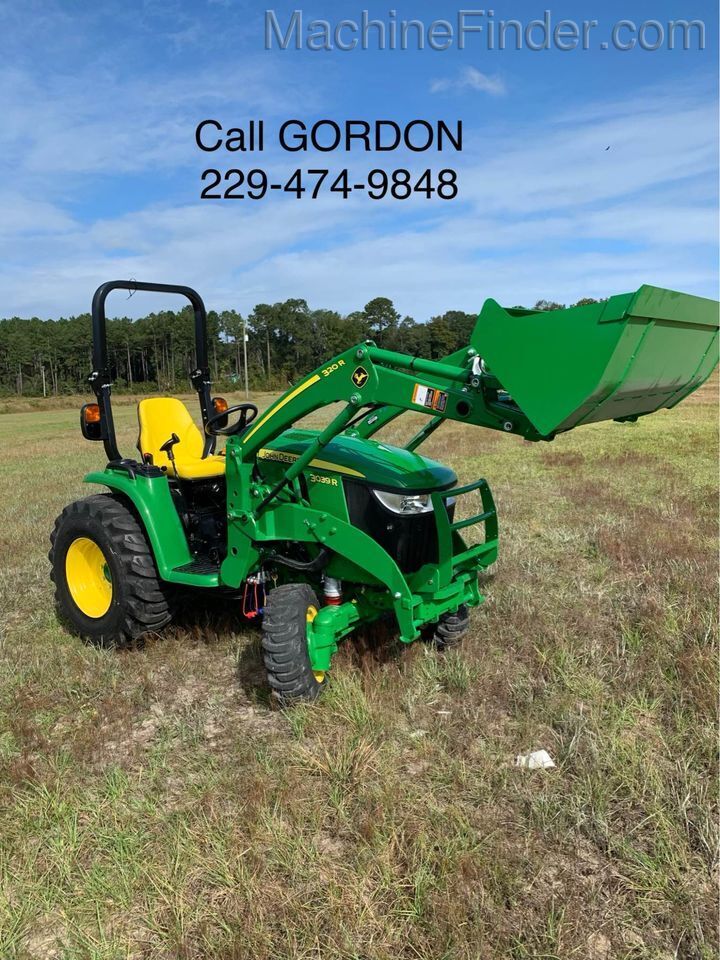 2020 John Deere 3039R Image 1