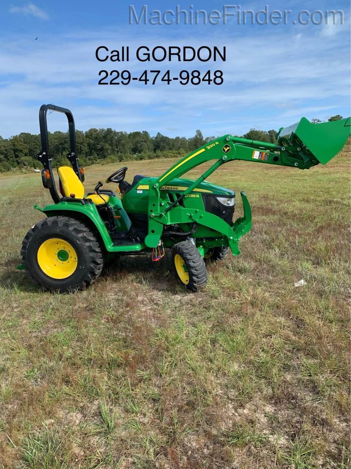 2020 John Deere 3039R Image 16
