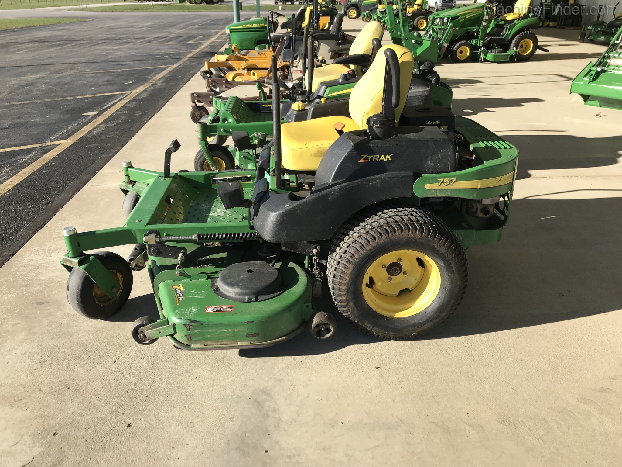 2007 John Deere 757 Image 3