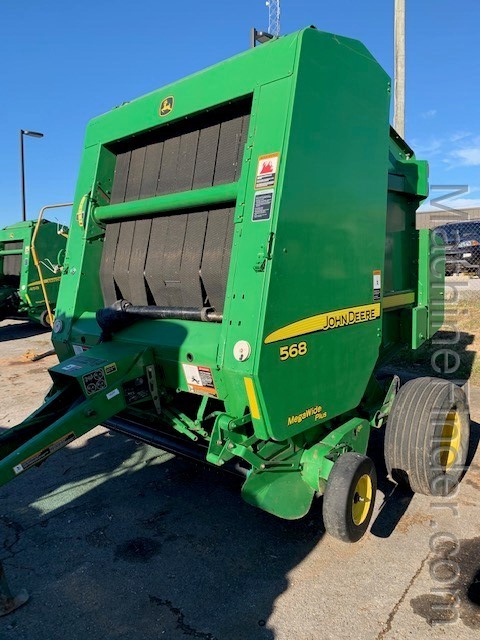 2007 John Deere 568 Image 3
