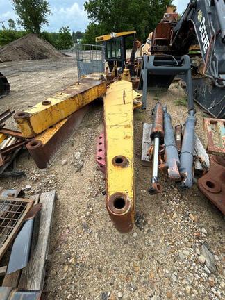 Photo of a 2004 John Deere 7039720