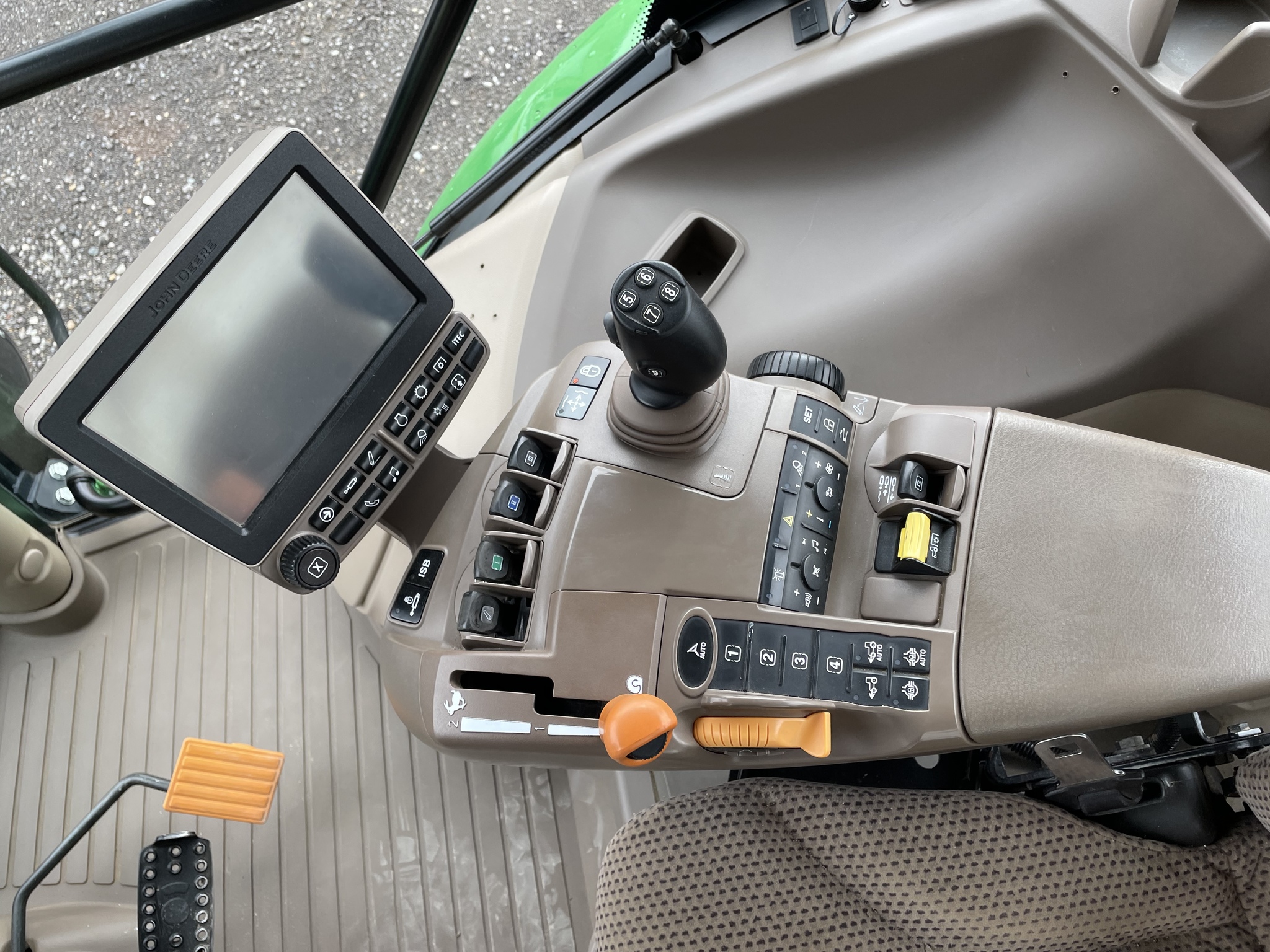 2015 John Deere 6175R Image 7