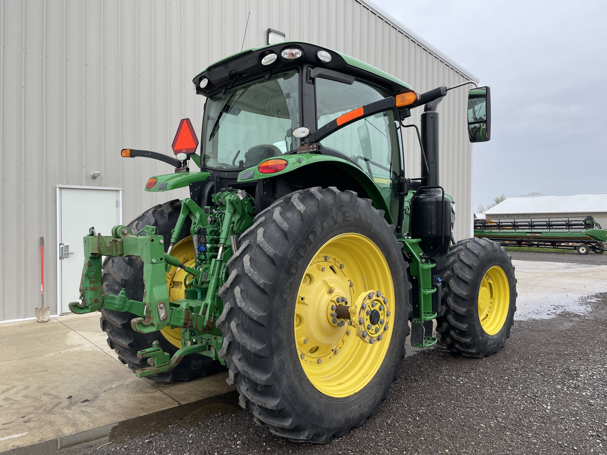 2015 John Deere 6175R Image 5