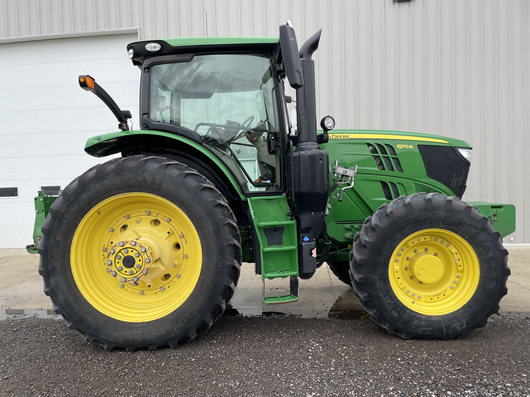 2015 John Deere 6175R Image 6