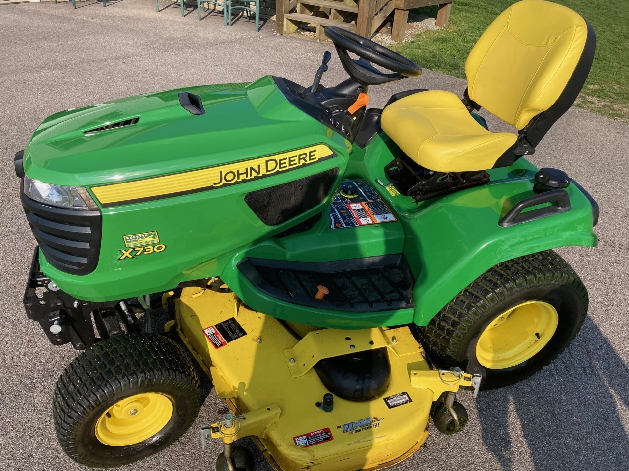 2016 John Deere X730 Lawn & Garden Tractors St Clairsville, OH