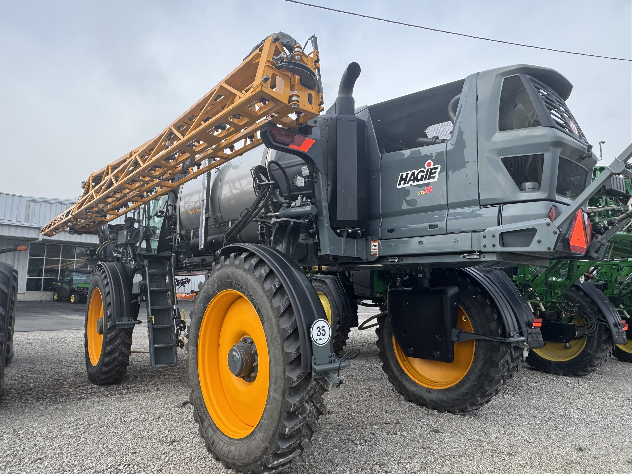 2022 Hagie STS16 Image 5