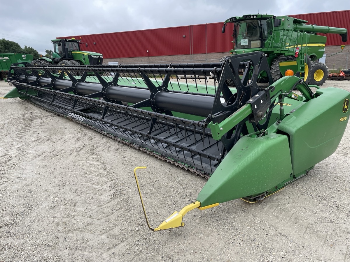 2012 John Deere 635FD Image 1