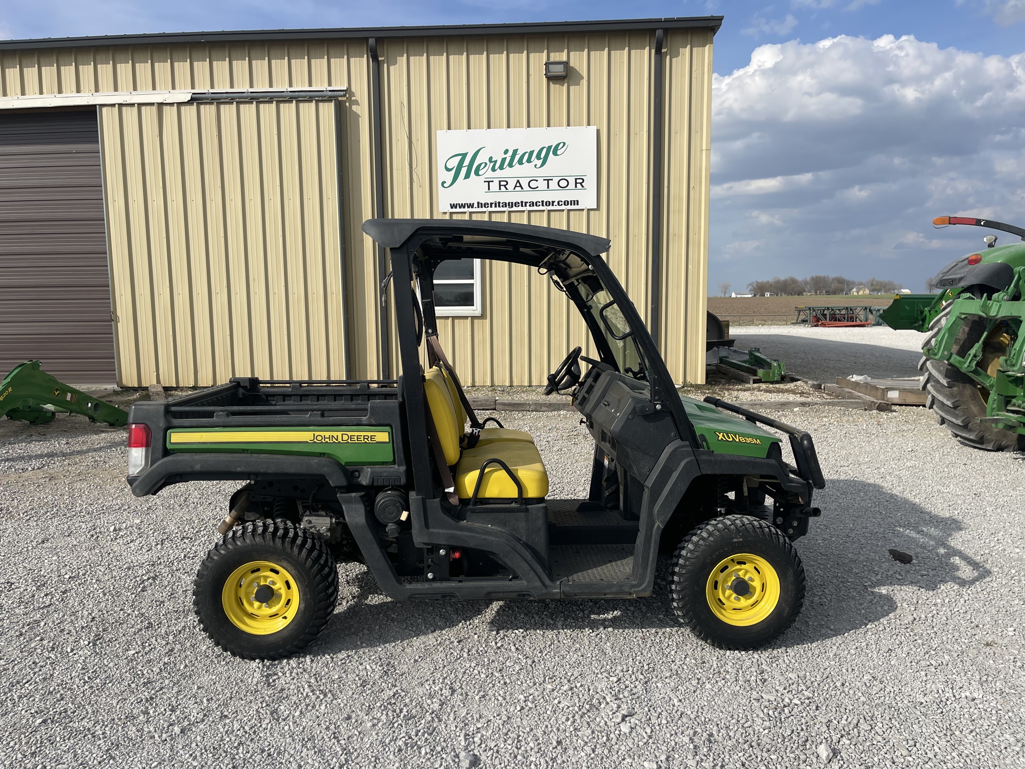  2019 John Deere XUV 835M at Heritage Tractor in Adrian, MO