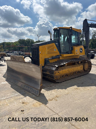 Photo of a 2024 John Deere 750L