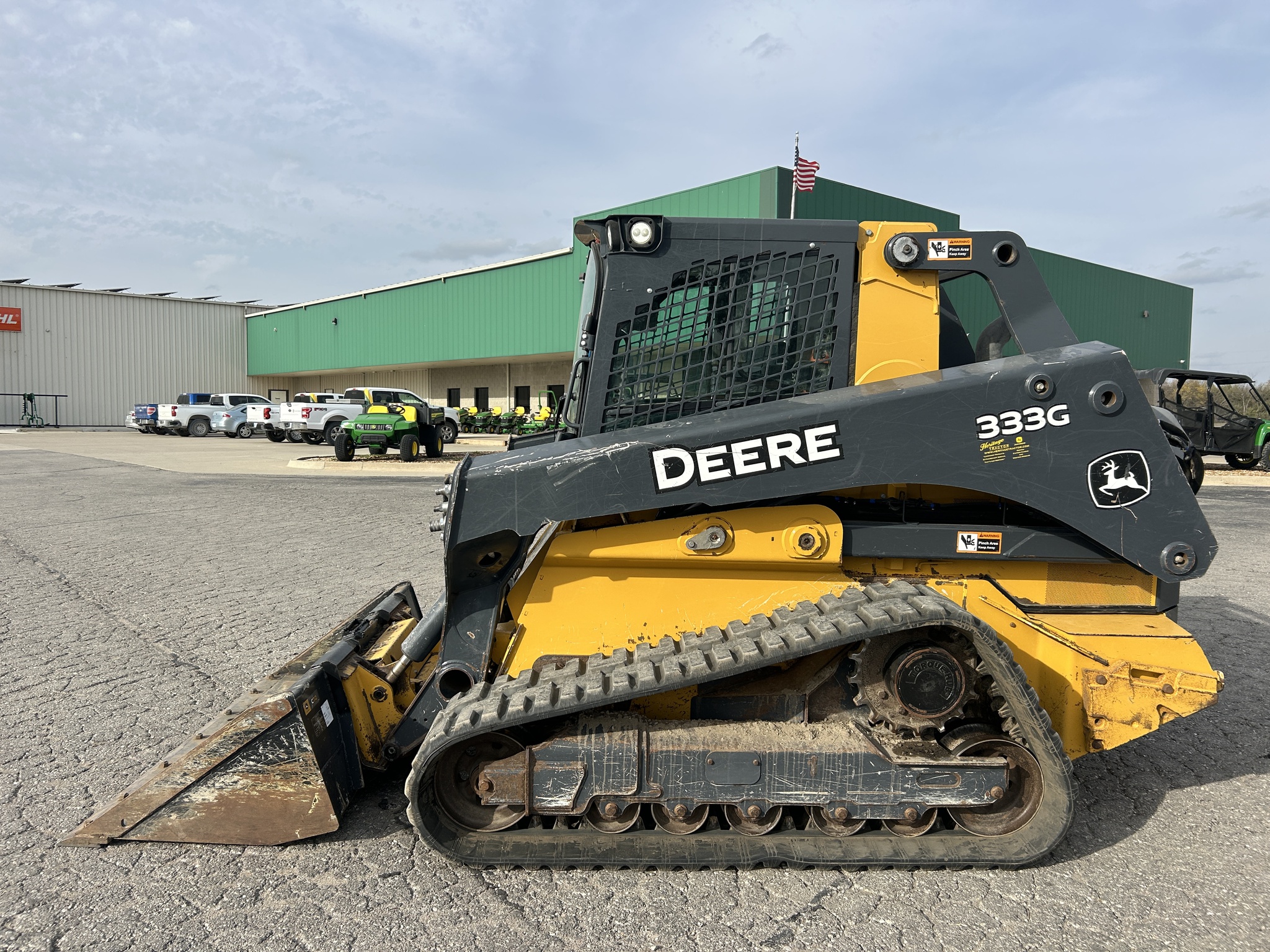  2019 John Deere 333G at Heritage Tractor in Baldwin City, KS