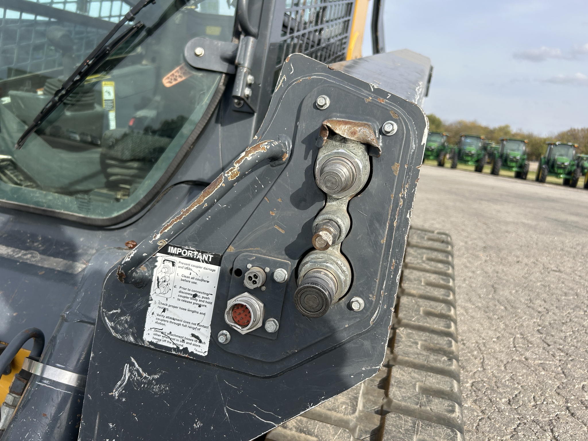 2019 John Deere 333G at Heritage Tractor in Baldwin City, KS