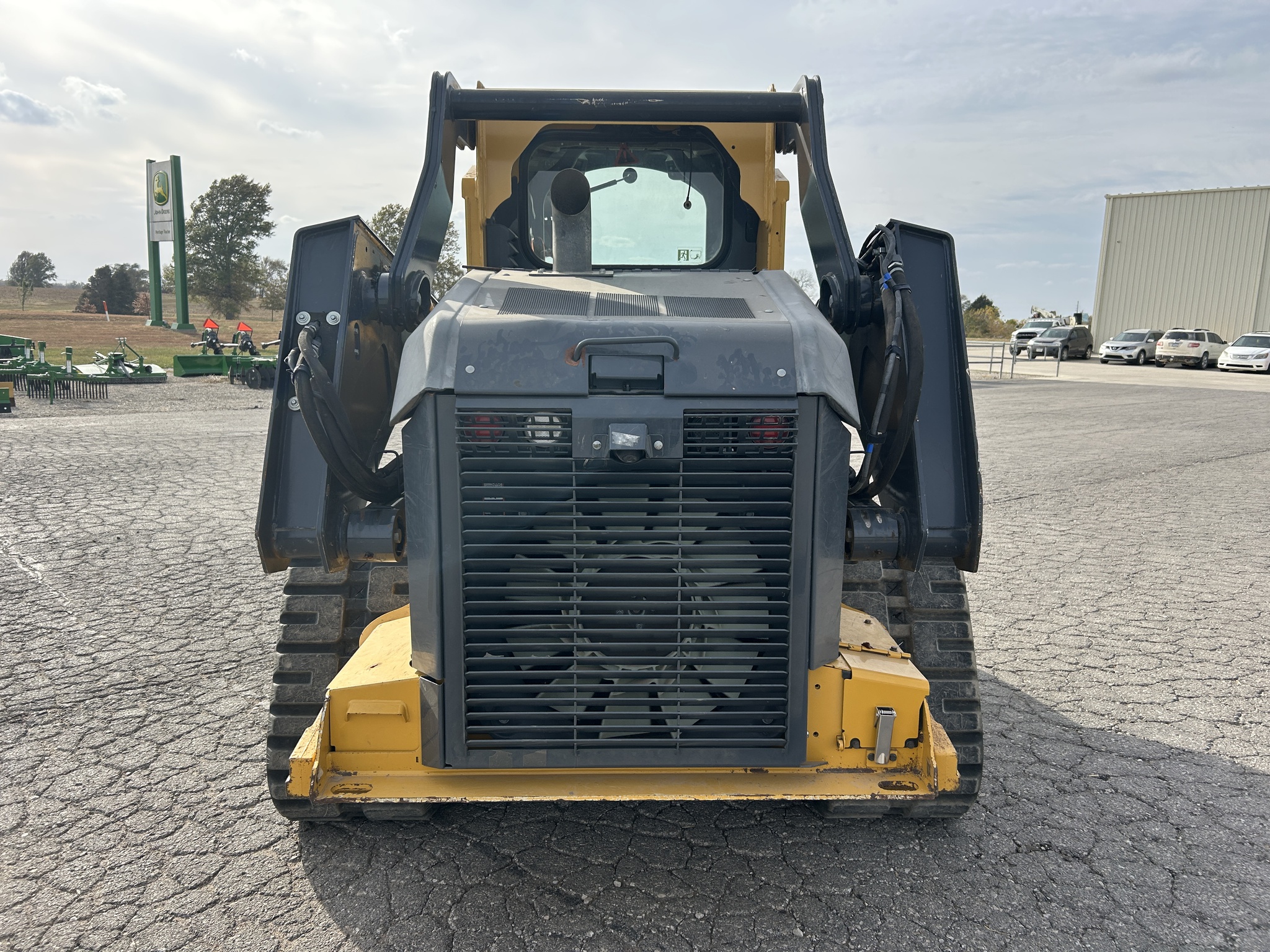  2019 John Deere 333G at Heritage Tractor in Baldwin City, KS