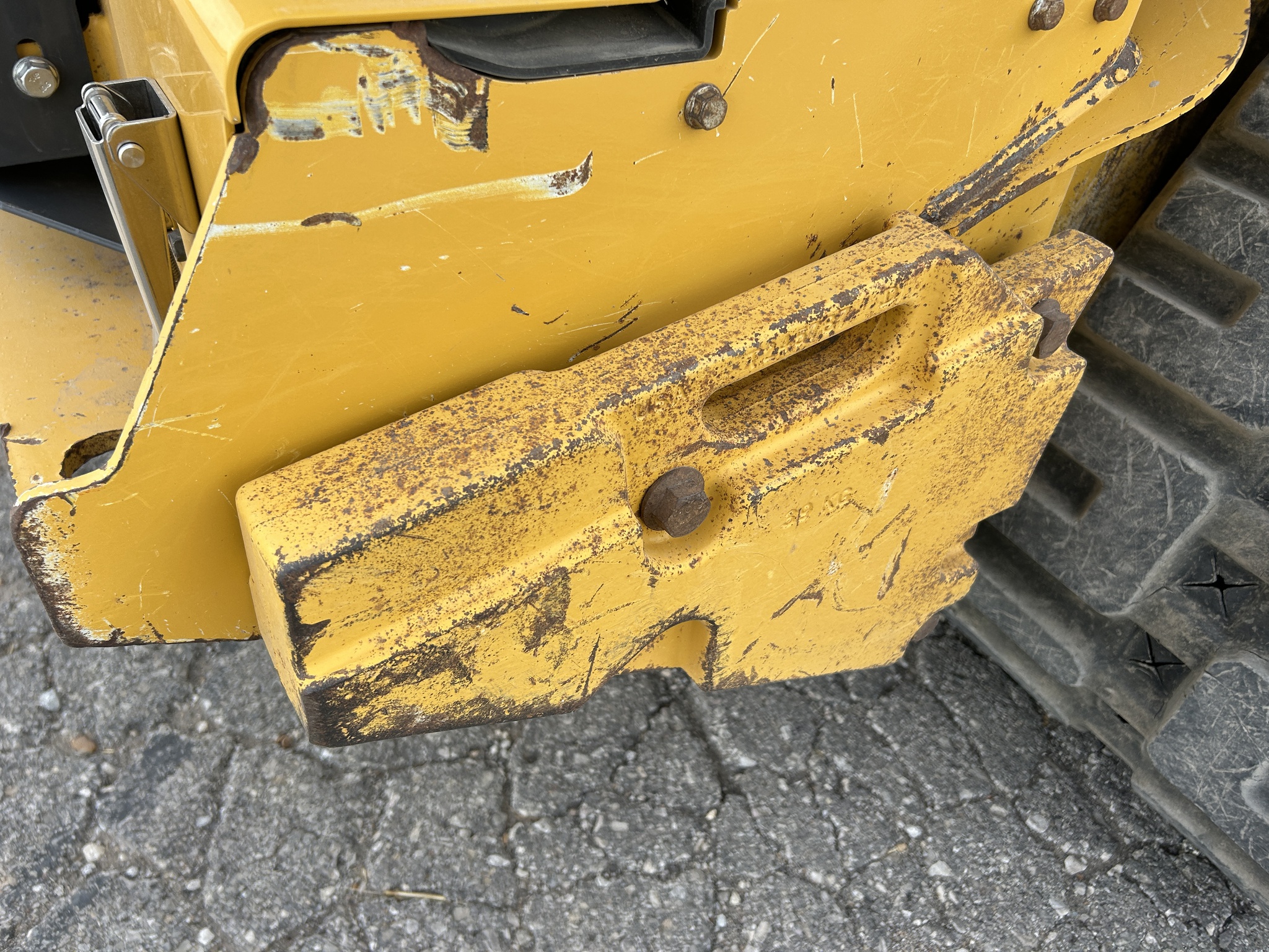  2019 John Deere 333G at Heritage Tractor in Baldwin City, KS