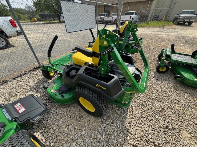 2025 John Deere Z530M Image 3