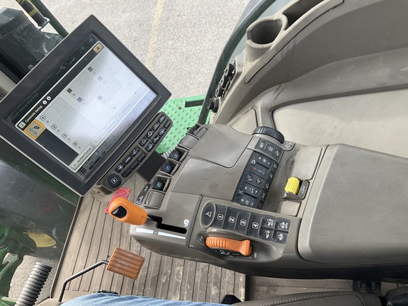 2021 John Deere 8R 310