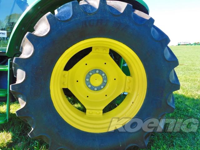 Used 2022 John Deere 6120E Cab Utility Tractors at Koenig Equipment in Greenville, OH - PhotoXL20