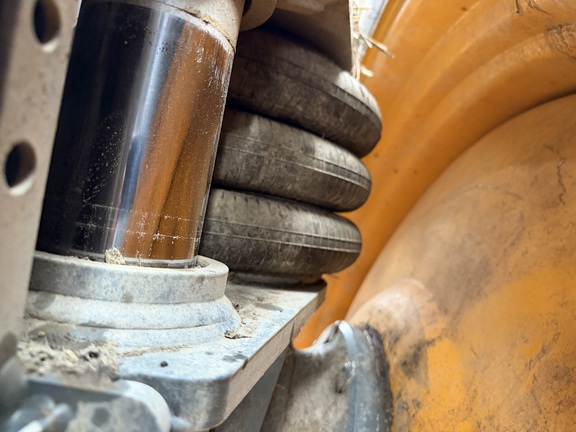 2024 Hagie STS16 - Photo14