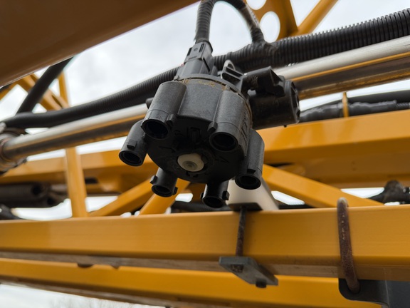 2024 Hagie STS16 - Photo32