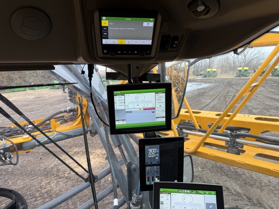 2024 Hagie STS16 - Photo42