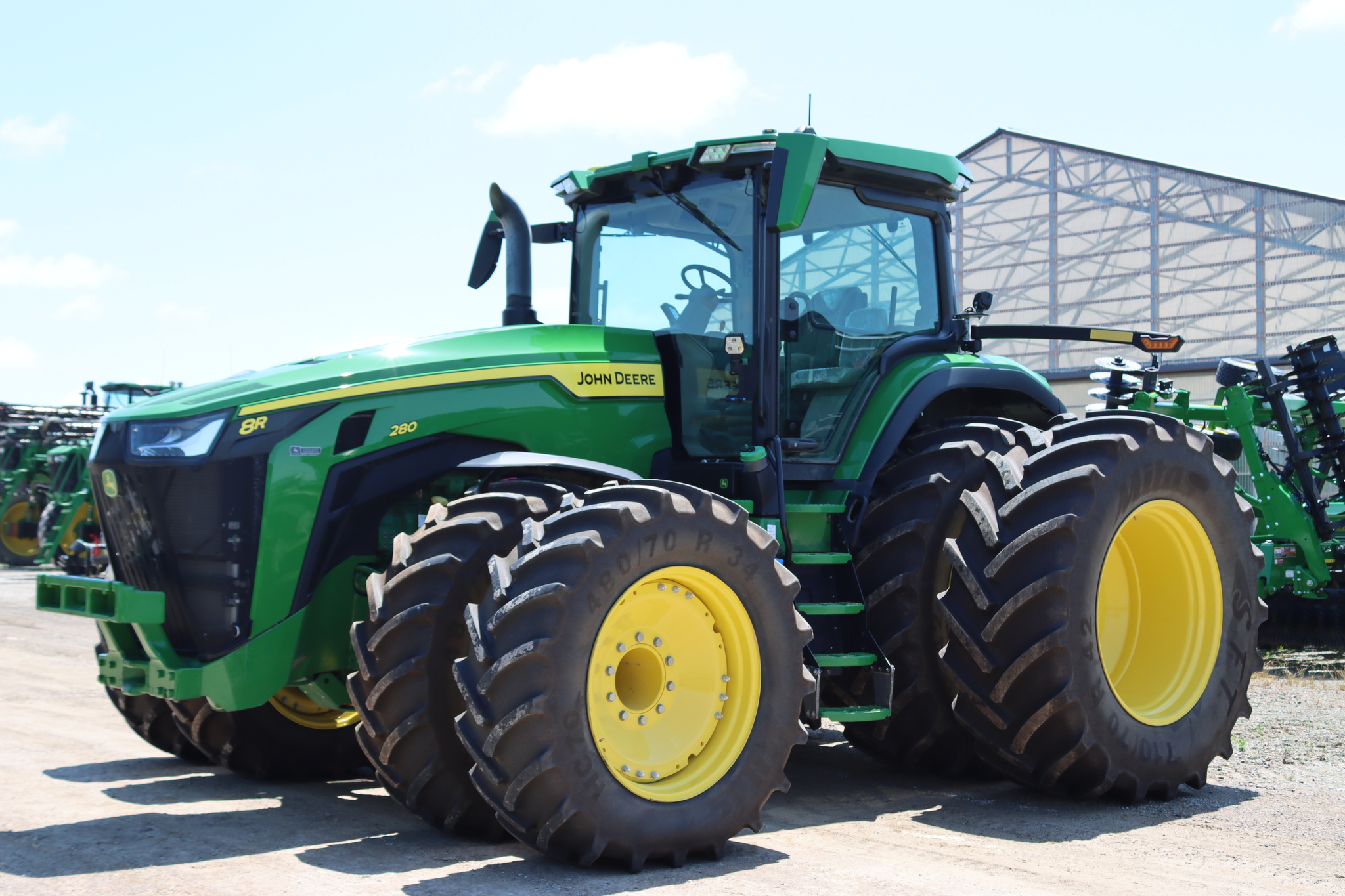 2022 John Deere 8R 280 Row Crop Tractors